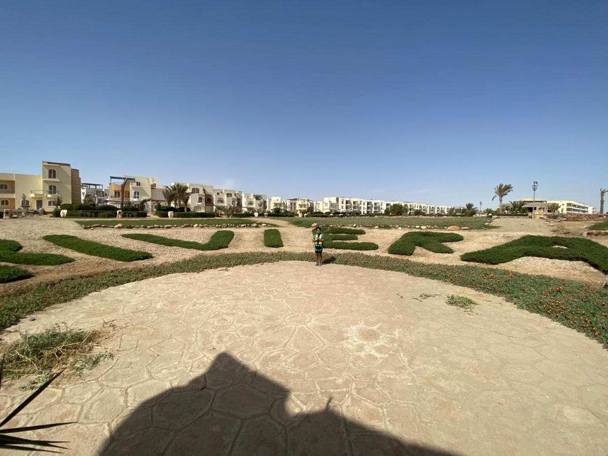 شاليه قرية ريفيرا 1 Рас-Седр Экстерьер фото